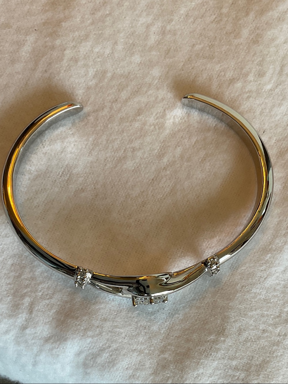 Avon Eternal Promise Cuff Bracelet - Picture 4 of 5